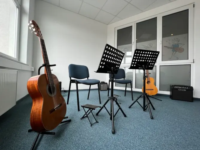 Gitarrenunterricht an der Musikschule Mendig.